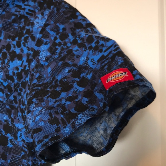 Dickies Scrub Top - Picture 3 of 5